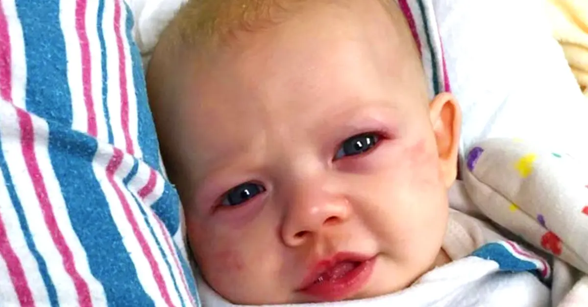 Su bebé falleció y volvió a la vida. A las 3 semanas sacó esta fotografía y ahora quiere compartirla con el mundo