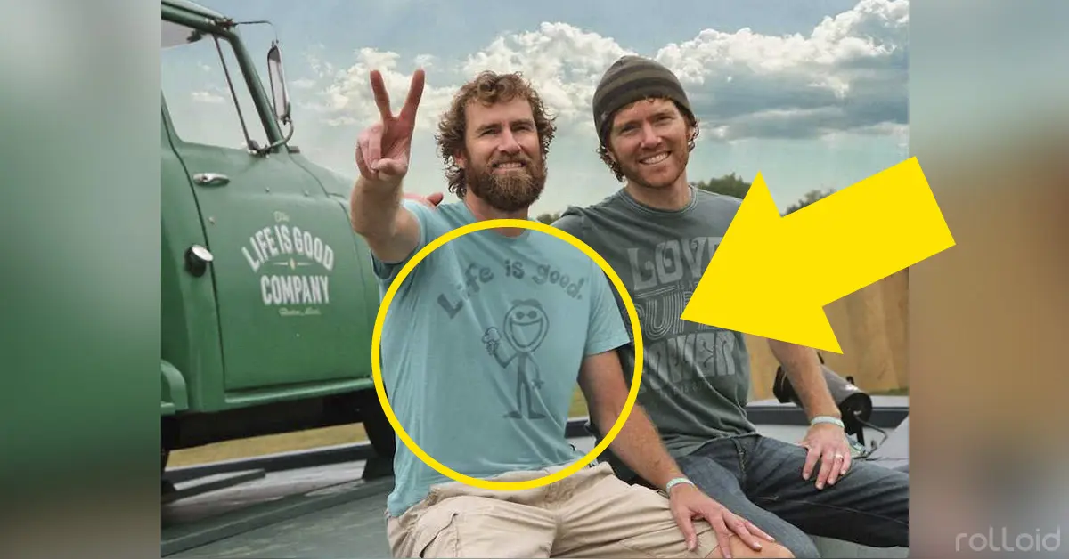 Dos hermanos se vuelven millonarios gracias a las típicas preguntas de su madre