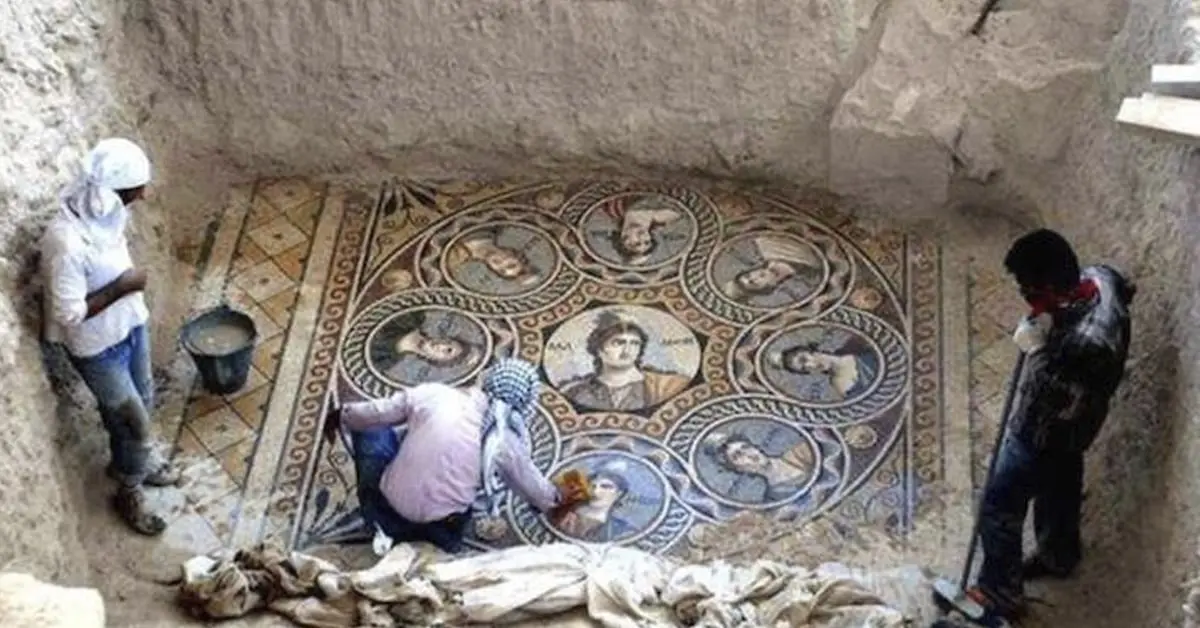 Desenterraron estos antiguos mosaicos en unas ruinas y los historiadores no dan crédito a lo que encontraron