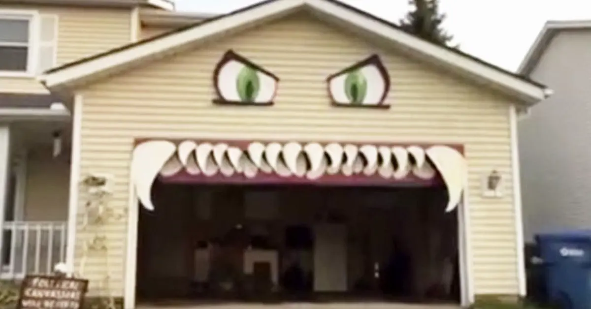 Tienes que ver lo que ocurre cada vez que abre y cierra la puerta de su garaje ¡Y vas a querer copiarla!