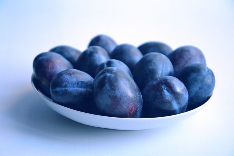 Estos son los impresionantes beneficios de comer más frutas y verduras de color morado