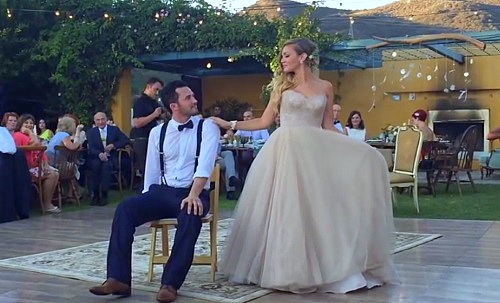 Se casa con un mago y realizan un baile de bodas que nunca olvidarán