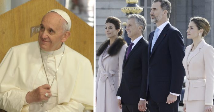 solo 7 mujeres en el mundo pueden vestir de blanco delante del papa y esta es la razon.banner